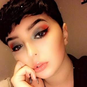 Meet your Posher, Jay-lhya